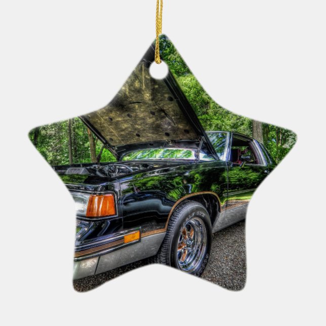 Olds 1987 442 keramikornament (Vorne)