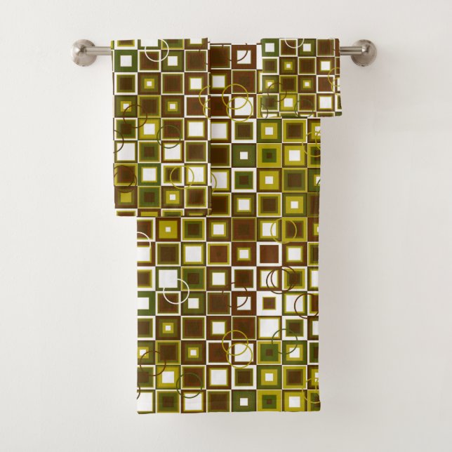 Olive Green and Brown Geometric Square Pattern Badhandtuch Set (Insitu)