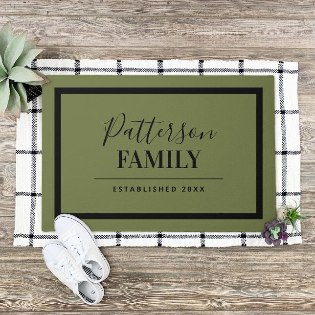 Olive Green Family Monogram Doormat Fußmatte (Von Creator hochgeladen)