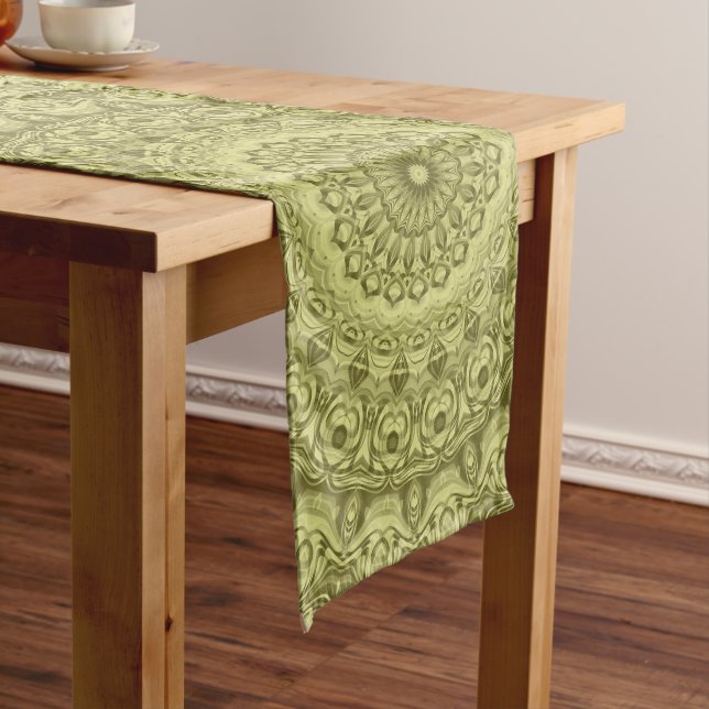 Olive Green Mandala Design Großer Tischläufer (Beispiel)