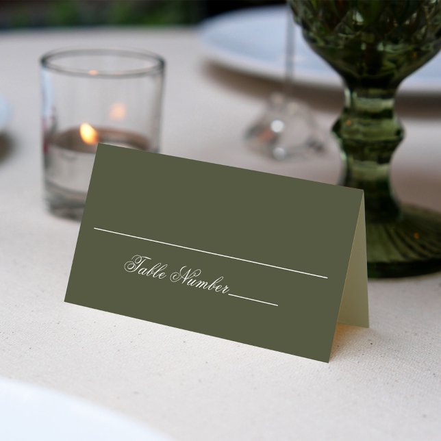 Olive Green Wedding Guest Tischnummer Platzkarte (Olive green wedding place card with stylish calligraphy script. )