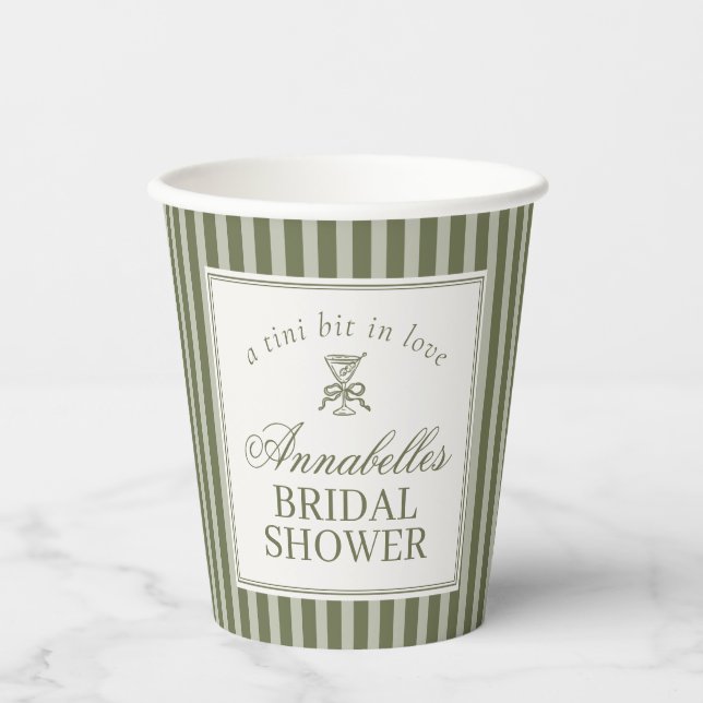Olive Martini Old Money Striped Bridal Shower Pappbecher (Vorderseite)