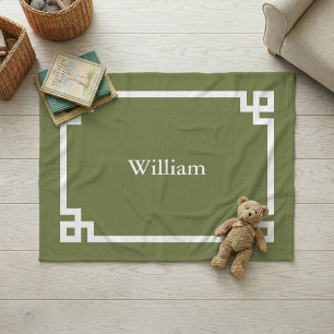 Olivgrün und Weiß Griechischer Schlüssel Monogramm Fleecedecke