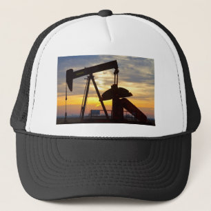 Ölquelle-Pumpen-Jack-Sonnenaufgang Truckerkappe