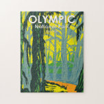 Olympischer Nationalpark Washington Hoh Rainforest<br><div class="desc">Olympisches Vektordesign. Der Park erstreckt sich über verschiedene Ökosysteme,  von den dramatischen Gipfeln der olympischen Berge bis hin zu den alten Wäldern.</div>