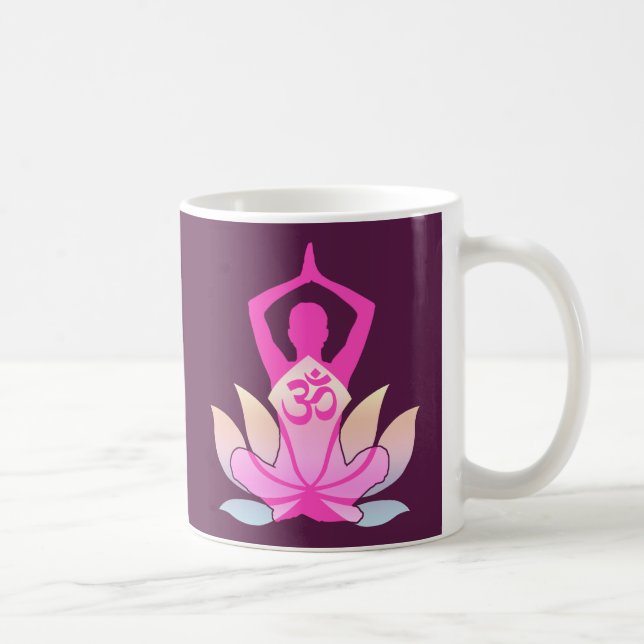 OM Namaste Spirituelle Lotus Blume Yoga auf Lila Kaffeetasse (Rechts)