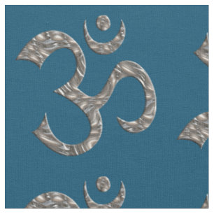 Om Sign Silber + Ihr Hintergrund Stoff