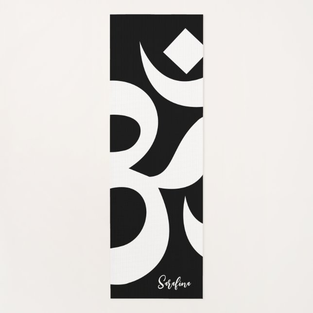 OM-Symbol mit Personalisiertem Namen Schwarz/Weiß Yogamatte (Vorderseite)