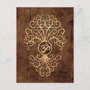 Om Tree mit Holzkörneffekt Postkarte
