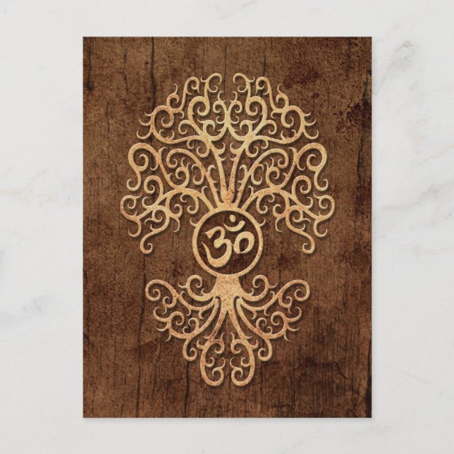 Om Tree mit Holzkörneffekt Postkarte (Vorderseite)