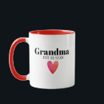 Oma Birth Announcement Tasse<br><div class="desc">Oma Est. 20XX. Dieses niedliche Design ist der perfekte Weg, Ihre Schwangerschaft einer ganz neuen Großmutter, Großmutter, Gamma, Nana, Granny, etc. anzukündigen. Großes Muttertagsgeschenk für jeden Großeltern. Ob es ein Junge ist, ein Mädchen, Zwillinge, Triplets, oder nur ein Freudenbündel. Ideal für die Geburtsankündigung einer Schwangerschaft. Entworfen für Sie von BlackBerry...</div>