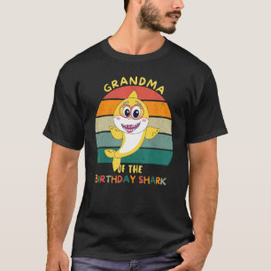 Oma der Haifisch-Geburtstags-Oma T-Shirt
