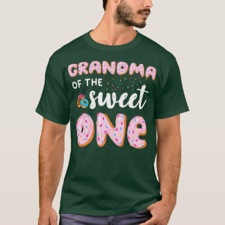 Oma des süßen einen Donut zum Geburtstag T-Shirt