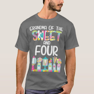 Oma des Süßen und vier Candy Birthday Lolli T-Shirt