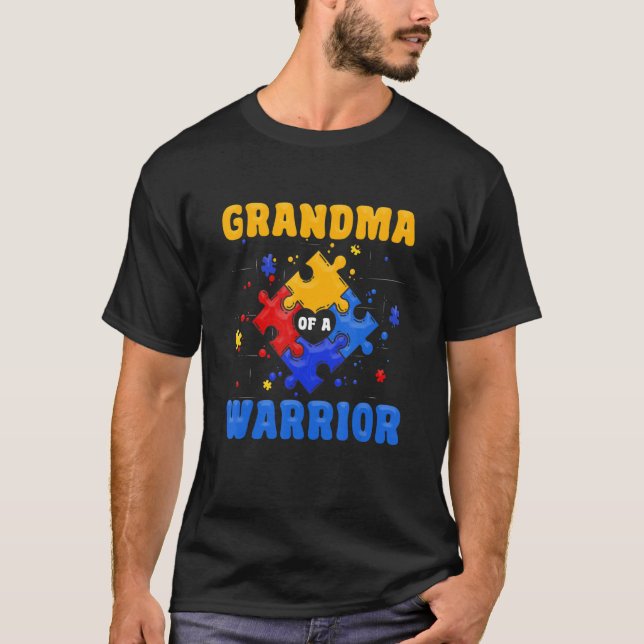Oma eines kriegerischen Autismus Bewusstsein für P T-Shirt (Vorderseite)