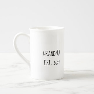Oma "est year"-Tasse für neue Oma Prozellantasse