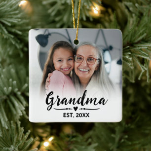 Oma etablierte Schwarzweiß-Schriftfoto Keramikornament