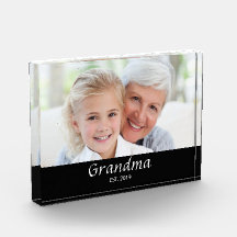 Oma gegründet