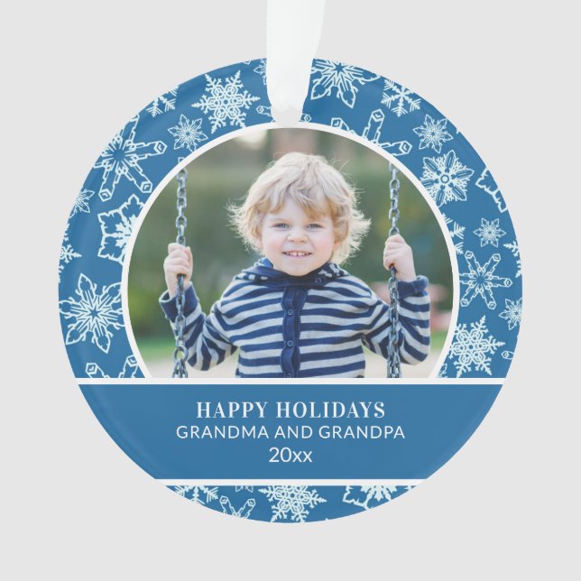 Oma Grandpa Blau Weiße Schneeflocken Ornament (Vorderseite)