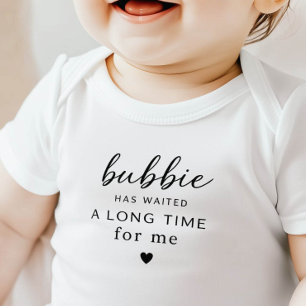 Oma hat Baby Bodysuit-Geschenk gewartet Strampler