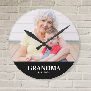 Oma hat modernes weißes Foto eingerichtet Runde Wanduhr