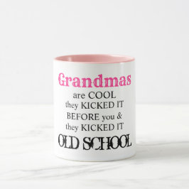 Oma ist ein cooles und altes niedliches Zitat der Tasse