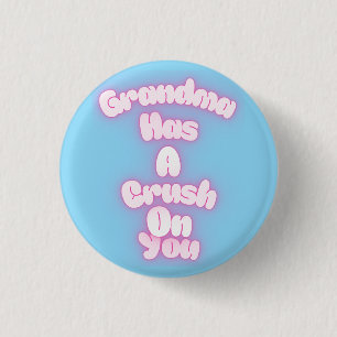 Oma ist in dich verknallt button