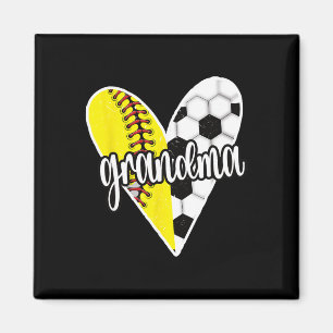 Oma ist stolz auf den Softballspieler Oma  Magnet