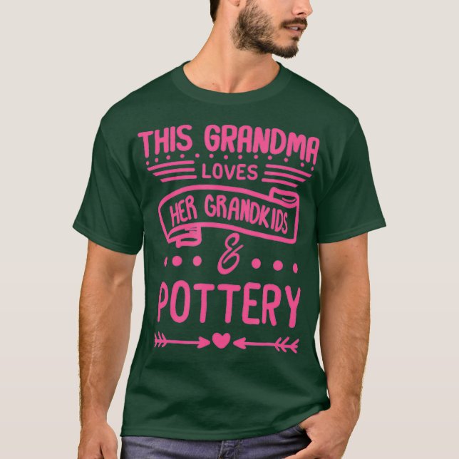 Oma Lieben ihre Großkinder-Töpferei Oma T-Shirt (Vorderseite)