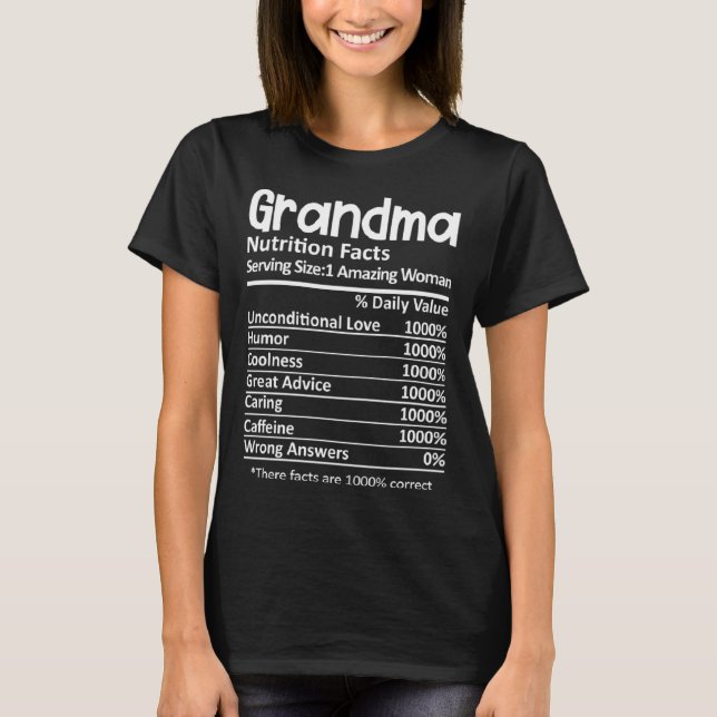 Oma Nutrition Fakten Phantastischer Frauentag T-Shirt (Vorderseite)