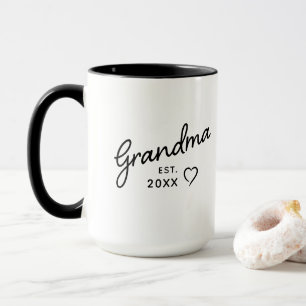 Oma offenbart den Osten. Jahr Minimalistisch Schwa Tasse