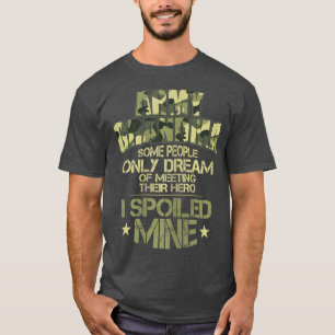 Oma T für eine proukte Militärherrschaft der Fraue T-Shirt