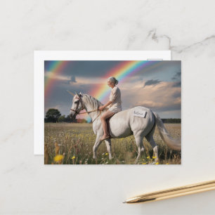 Oma und ihr Einhorn glauben an eine Wiese Postkarte