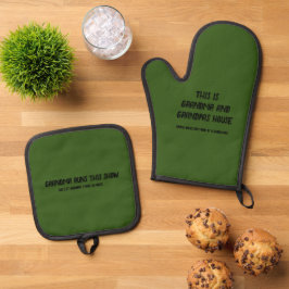 Oma und Opa Funny Oven Mitt Set