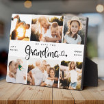 Oma We Liebe you Hörst Modern 6 Foto Collage Fotoplatte<br><div class="desc">Wir Liebe dir Oma! Niedliche, moderne, benutzerdefinierte Foto Collage Plaque, um Oma zu zeigen, wie sehr sie geliebt ist. Wir Liebe dieses handgeschriebenen Skriptdesigns mit Schnörkeln aus dem Herzen, was es zu einem herzlichen Beigeschenk für einen geliebten Großeltern macht. Personalisieren Sie mit 12 Lieblingsbildern und Ihrer persönlichen Nachricht und Namen....</div>