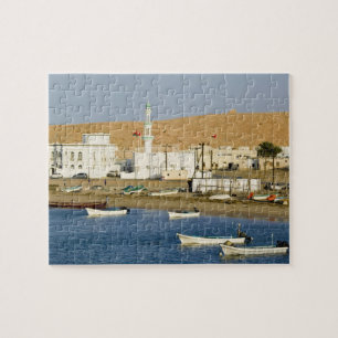 Oman, Sharqiya Region, Sur. Ayajh Town, Dämmerung
