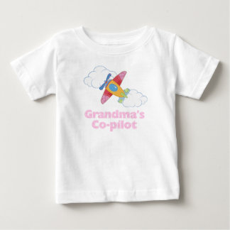Oma's Co-Pilot (Mädchen) Baby T-shirt