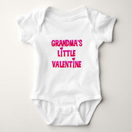Oma's Kleine Valentine-Hemden und Geschenke Baby Strampler