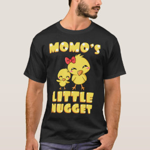 Omas kleiner Nugget-Hühnchenliebhaber Momo T-Shirt