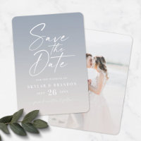 Ombre Dusty Blue & Ivory mit Script Foto Wedding