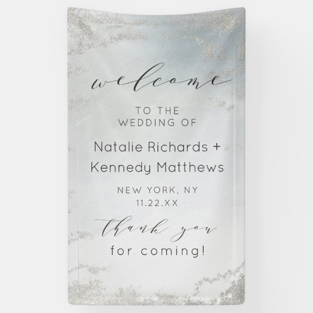Ombre Dusty Blue Mattiert Silver Wedding Willkomme Banner (Vertikal)