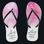 Ombre Watercolor Wedding Flip Flops - Rosa<br><div class="desc">Feiern Sie stilvoll mit diesen trendigen Hochzeitsflips. Dieses Design lässt sich leicht mit Ihrem speziellen Veranstaltungskommentar personalisieren und Ihre Gäste werden begeistert sein,  wenn sie diese fabelhaften Gastgeschenke erhalten.</div>