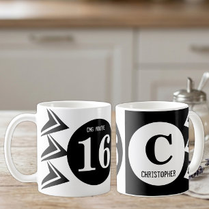 OMG Sie sind 16 Monogramm Name weiß und schwarz Kaffeetasse