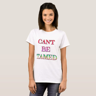 On ne peut pas faire porter le T-shirt de base fém