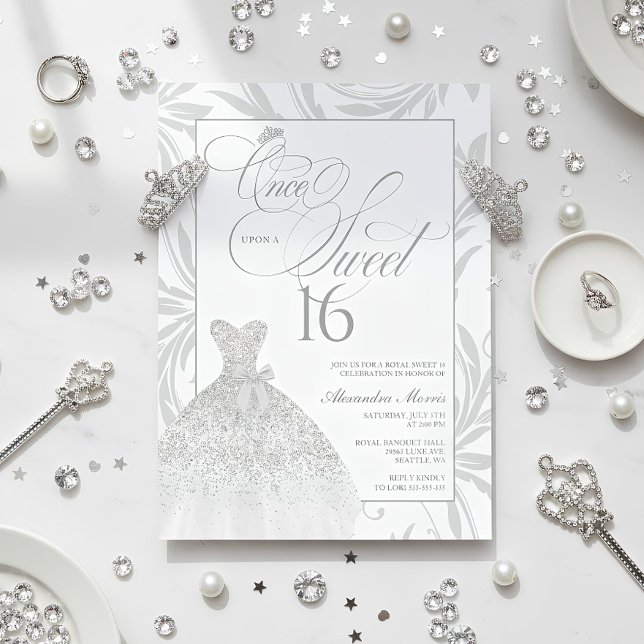 Once Upon a Sweet 16 Silver Princess Birthday Einladung (Elegant Silver Princess Sweet 16 Birthday Invitation)