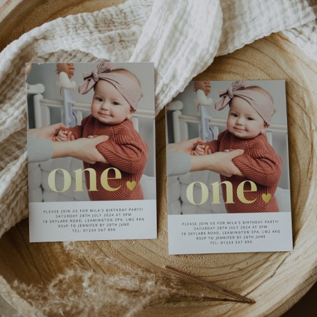 One Heart Foto First Birthday Gold Folieneinladung (Von Creator hochgeladen)