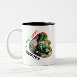 One Lucky Brother - Irish Pub Trivia Night Zweifarbige Tasse