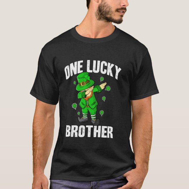 One Lucky Brother St Patricks Day Dabbing Leprecha T-Shirt (Vorderseite)