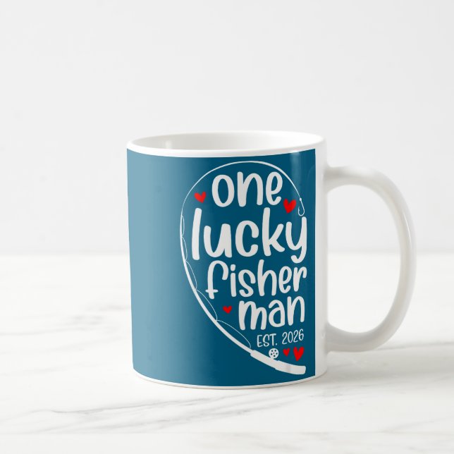 One Lucky Fisher Man 2026 Heart Valentine Matching Kaffeetasse (Rechts)