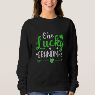 One Lucky Grandma Fun Nana Irish Kleeblatts St Pat Sweatshirt